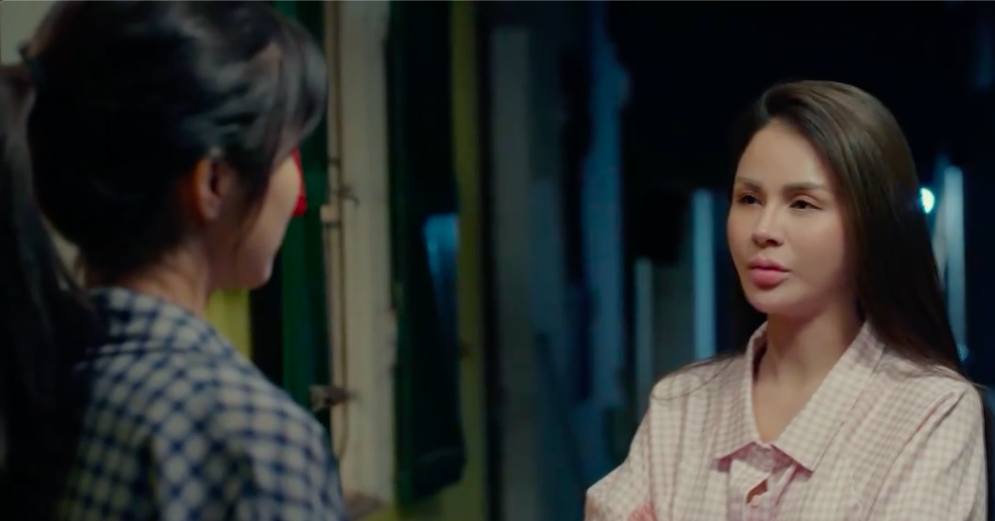 You are currently viewing Lan Anh bị nghi làm gái bao