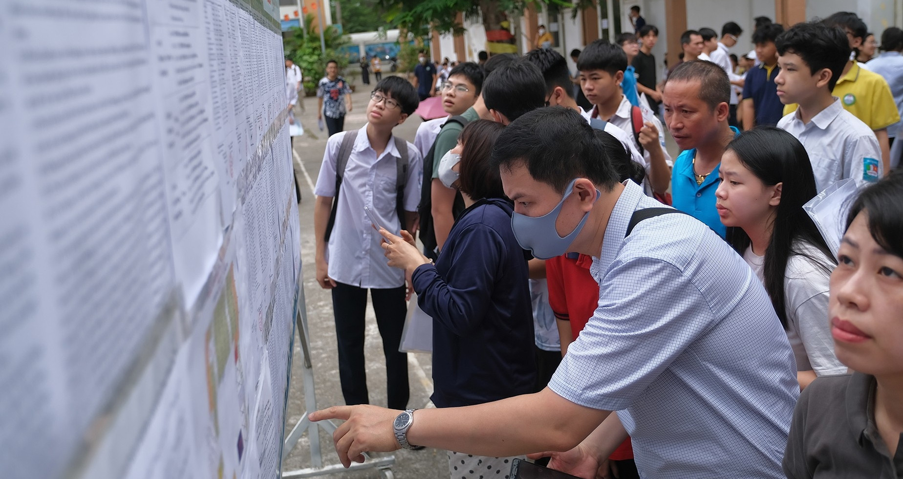 You are currently viewing Dự đoán điểm chuẩn vào lớp 10 Hà Nội năm 2025 tăng nhẹ