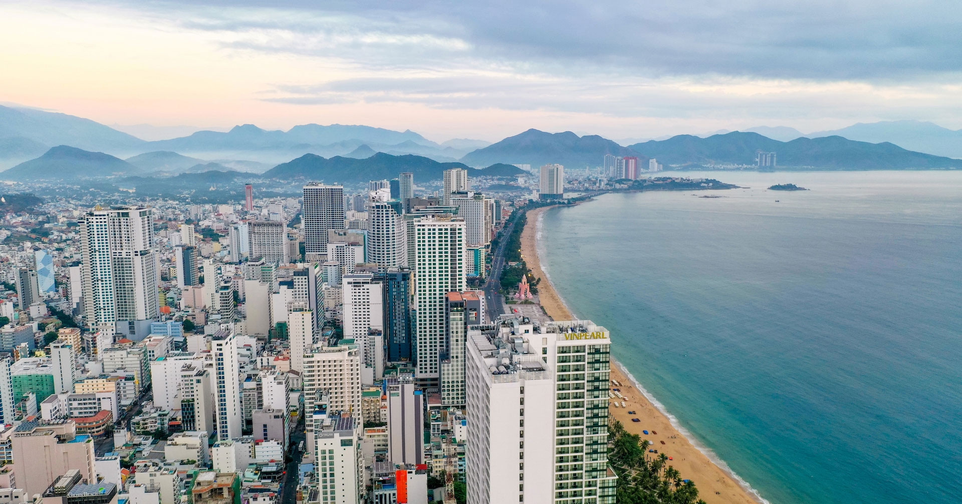 Read more about the article Giữ thành phố – giữ động lực phát triển