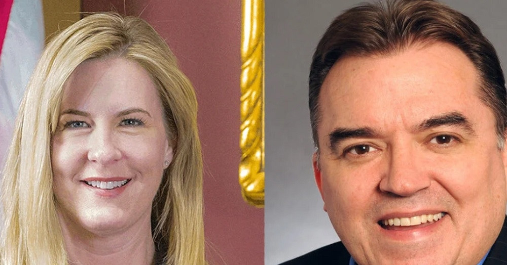 You are currently viewing Hai nghị sĩ Dân chủ của Mỹ bị bắn