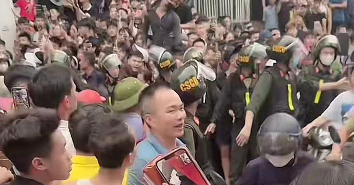 You are currently viewing Hàng chục nam nữ ‘bay lắc’ trong quán karaoke lúc nửa đêm