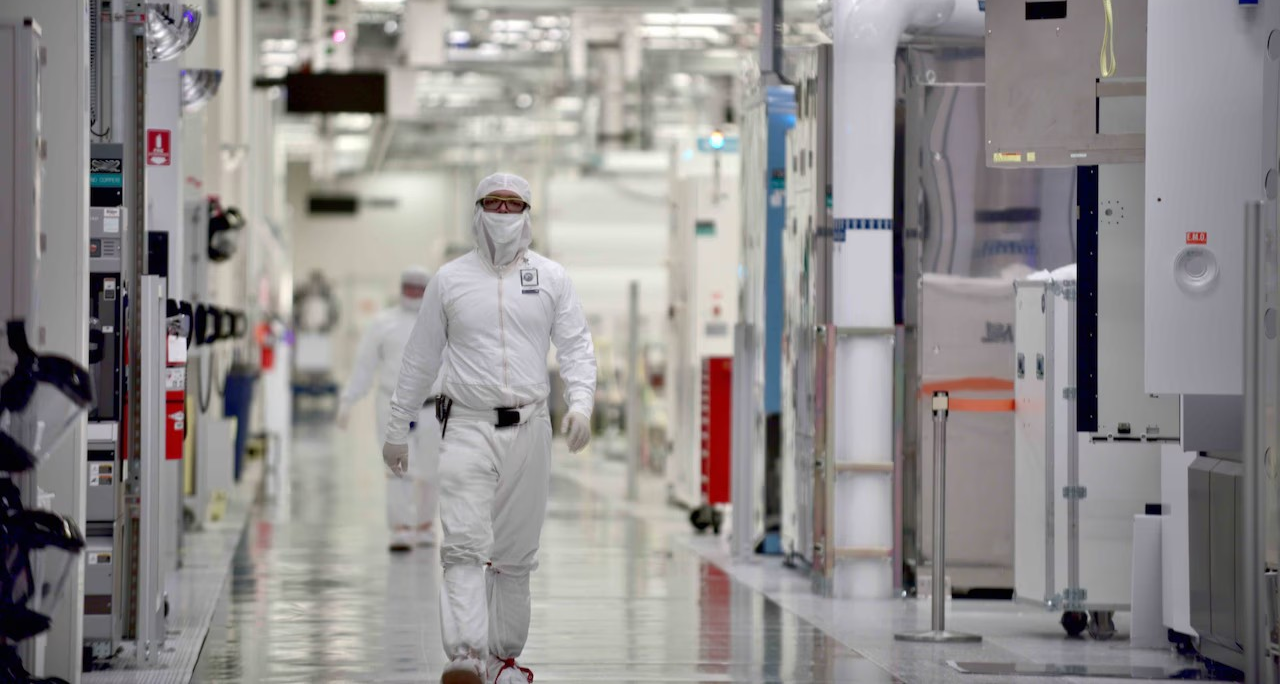 You are currently viewing Hàng nghìn công nhân nhà máy Intel đối mặt nguy cơ mất việc ngay tháng 7