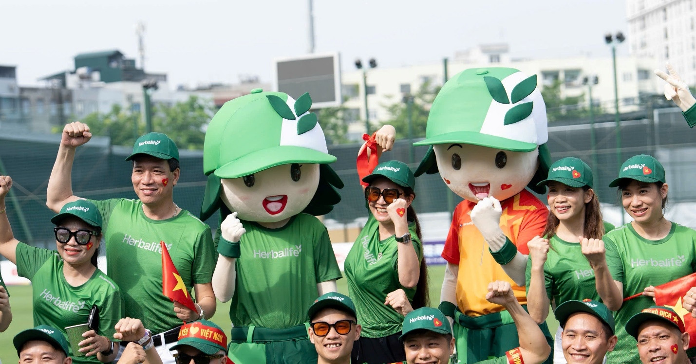 Read more about the article Herbalife Việt Nam tiếp tục đồng hành cùng các đội tuyển bóng đá quốc gia 