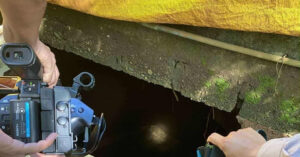 Read more about the article Hố sâu 5m xuất hiện trong vườn nhà dân ở Quảng Trị