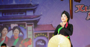 Read more about the article Hội Lim ở Bắc Ninh trở thành Di sản văn hóa phi vật thể quốc gia