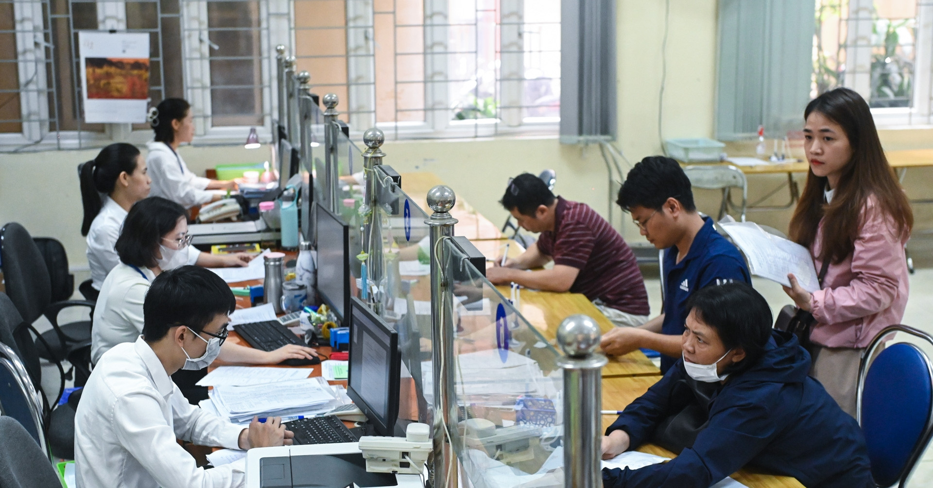 You are currently viewing Hơn 64.000 tỷ đồng chưa chi, lao động thất nghiệp vẫn nhận mức ‘chưa đủ sống’