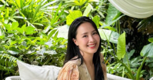 Read more about the article Hồng Diễm trẻ đẹp bất chấp thời gian, Huyền Lizzie sexy