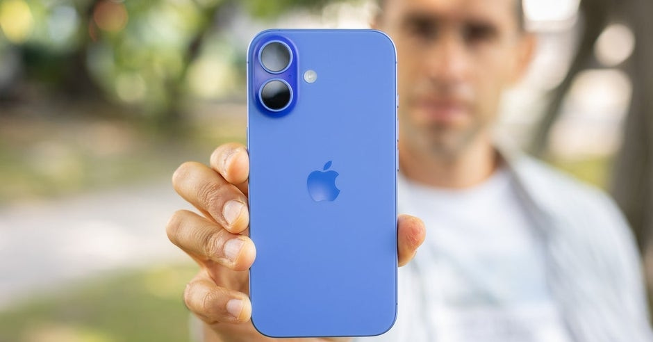 Read more about the article iPhone 17 bị ‘bỏ rơi’ trong cuộc đua nâng cấp năm nay?