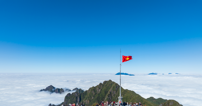 You are currently viewing Khám phá điểm đến ‘mặc áo ấm giữa mùa hè’ Fansipan 