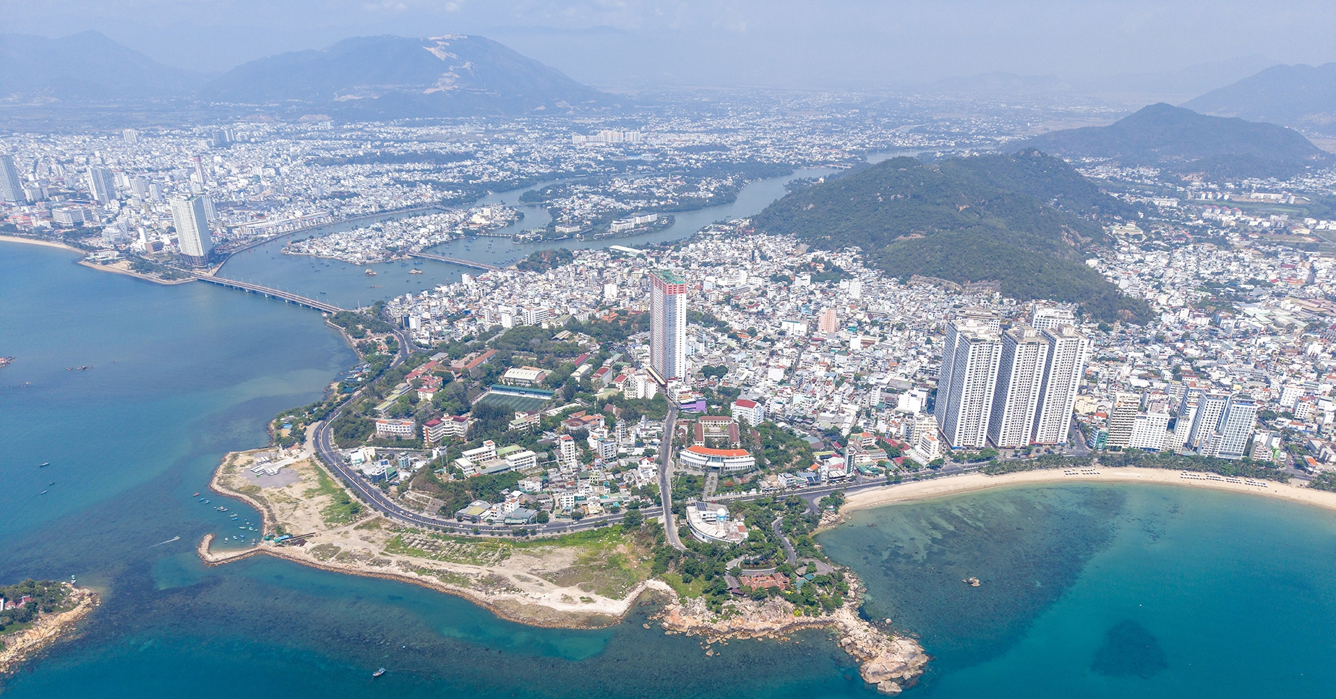 You are currently viewing Khánh Hòa tăng cường 34 cán bộ cấp tỉnh về xã, phường mới sau sáp nhập