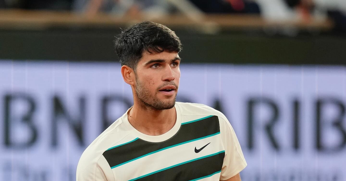 You are currently viewing Carlos Alcaraz giành vé vào chung kết Roland Garros
