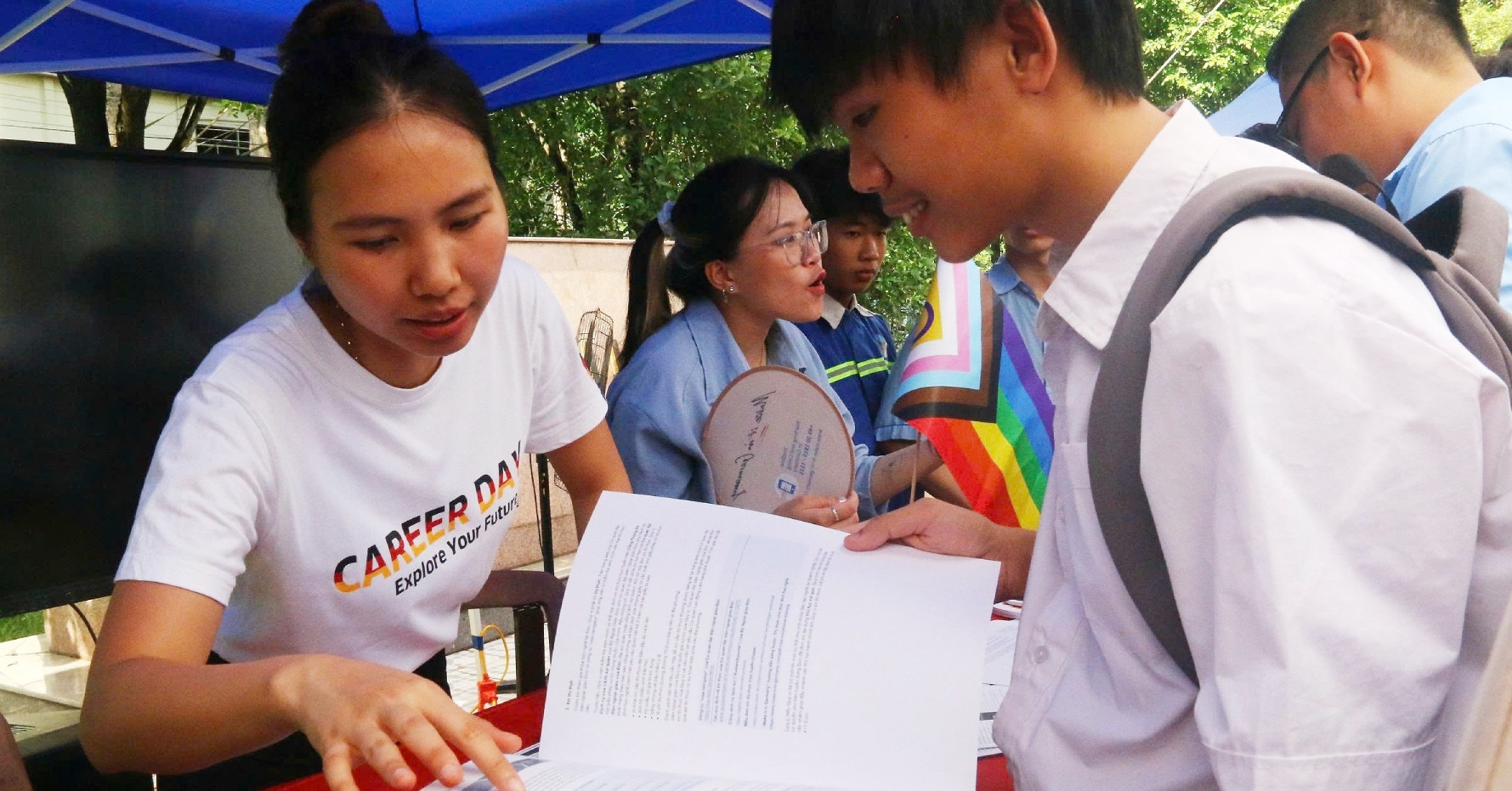 You are currently viewing Khơi dậy ước mơ sang Đức từ ‘chuyến xe đặc biệt’