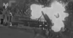 Read more about the article Không quân Israel tập kích loạt xe phóng tên lửa đạn đạo của Iran