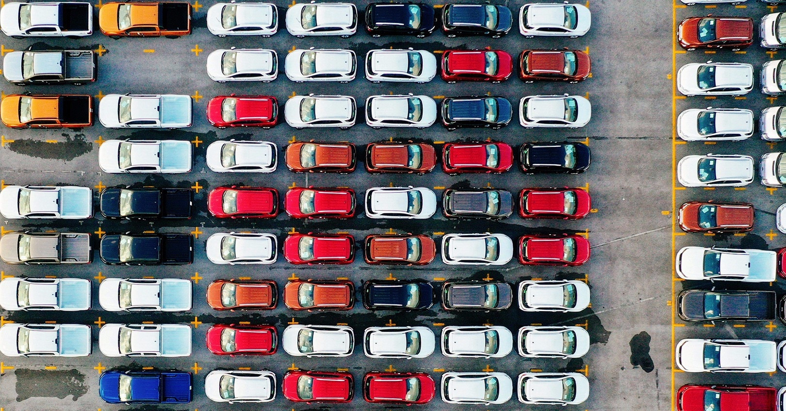 You are currently viewing Lượng ô tô mới bơm ra thị trường chững lại, sắp hết đợt giảm giá ‘kịch sàn’?