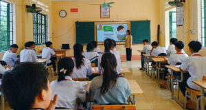 Read more about the article Hơn 900 giáo viên ở Lào Cai trượt khen thưởng vì chưa nộp quỹ từ thiện