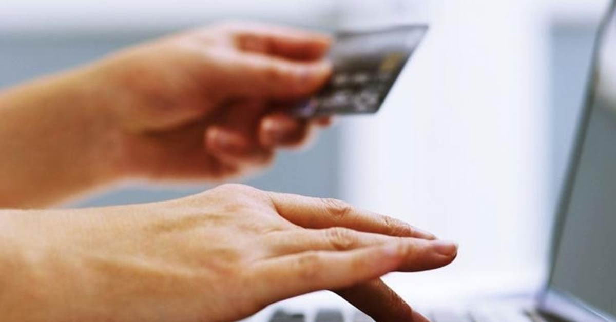 Read more about the article Lý do lãi suất gửi tiết kiệm online cao hơn tại quầy