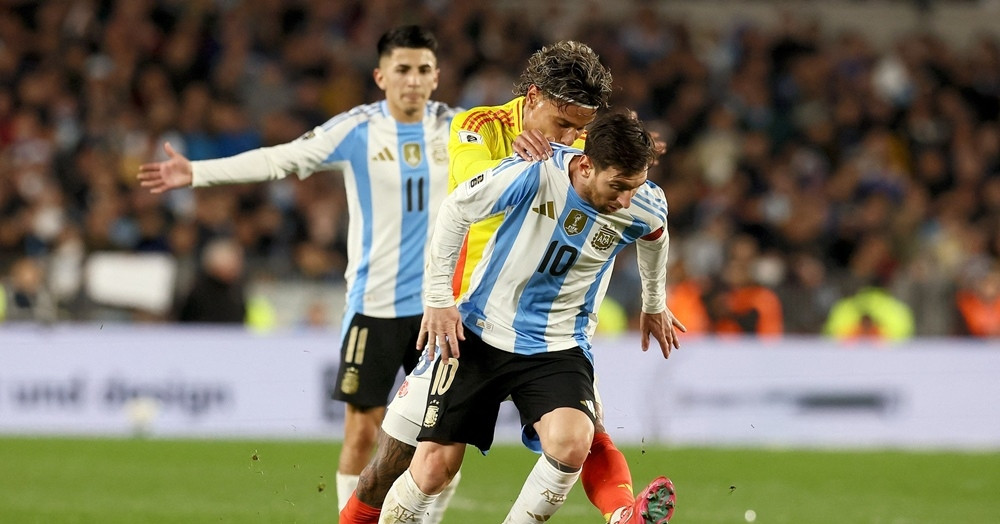 Read more about the article Kết quả bóng đá Argentina vs Colombia