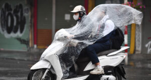 Read more about the article Miền Bắc mưa lớn sầm sập từ chiều tối nay, nguy cơ hơn 100mm trong vòng 3 giờ