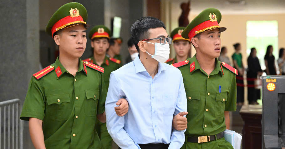 Read more about the article Ông Trịnh Văn Quyết vẫn vắng bóng