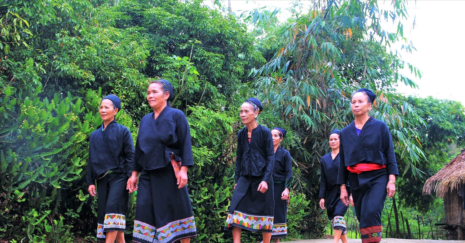 You are currently viewing Mỗi tộc người là một giá trị, đừng để định kiến làm lu mờ tiềm năng