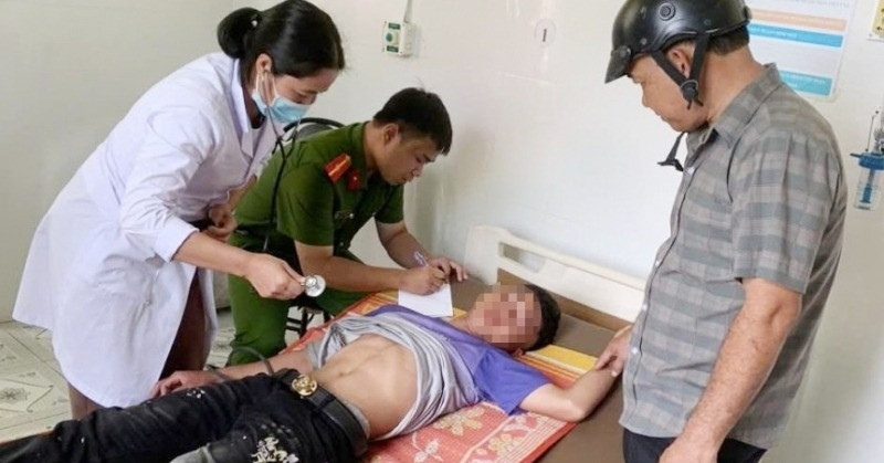 You are currently viewing Nam sinh nhảy cầu rồi tự bơi vào bờ, hàng chục người vất vả tìm kiếm nhiều giờ