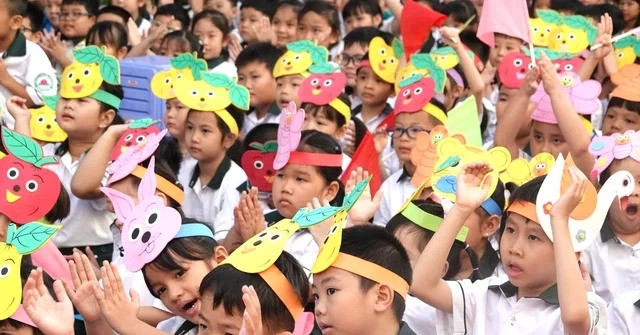 Read more about the article Thủ tướng chỉ đạo tổ chức dạy học 2 buổi/ngày và sinh hoạt hè cho trẻ em