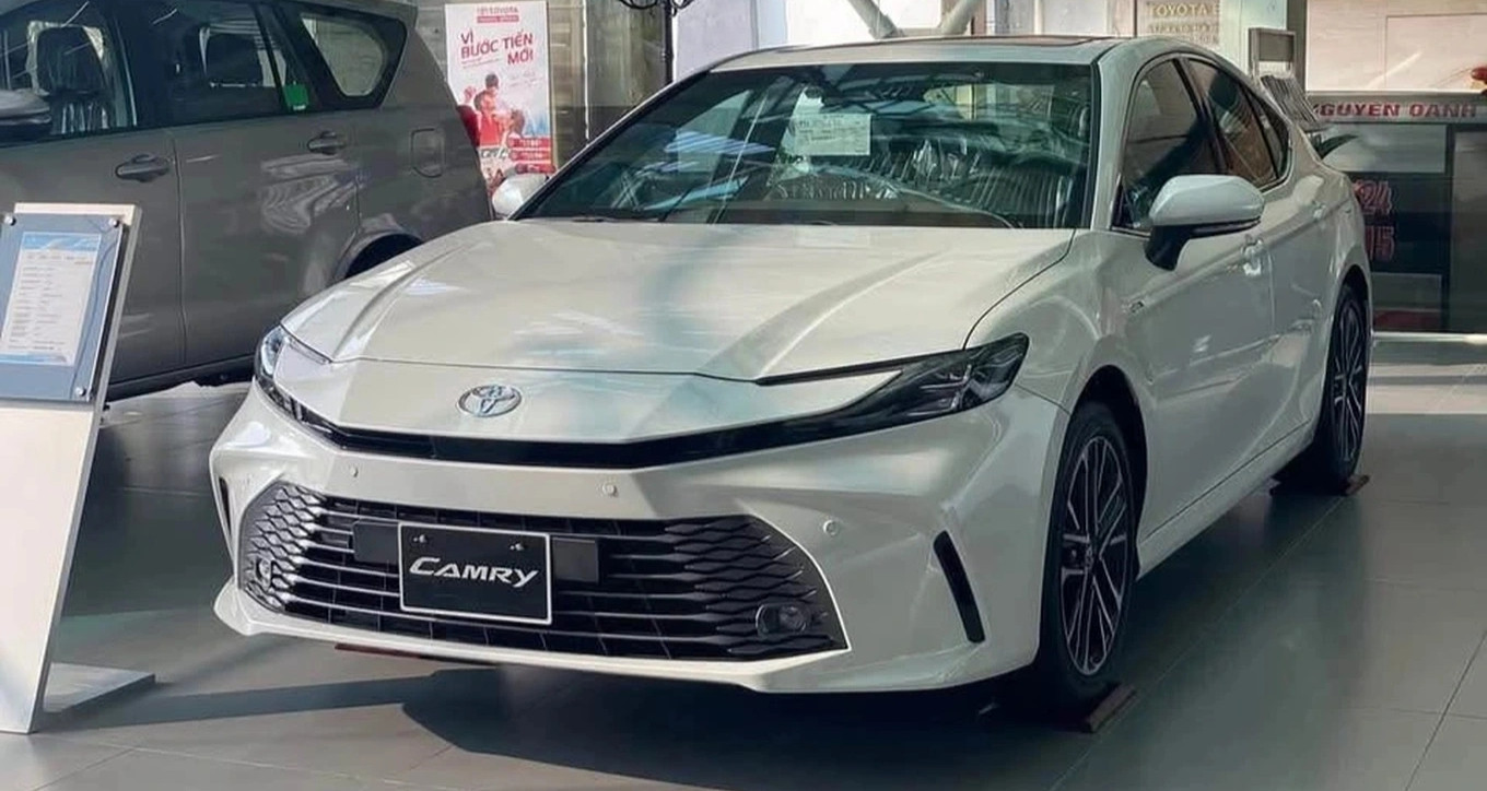 You are currently viewing Nhiều xe mới giảm cả trăm triệu đồng, khách mua xe ‘lợi đơn, lợi kép’