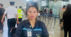 Read more about the article Nữ nhân viên sân bay Nội Bài phát hiện bọc đen trên xe đẩy lúc nửa đêm