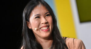 Read more about the article Nữ tiến sĩ gốc Việt nổi danh ở nước ngoài, được tổng thống Đức trao huân chương