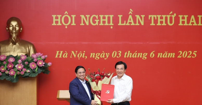 Read more about the article Ông Trần Văn Sơn được chỉ định kiêm nhiệm Phó Bí thư Đảng ủy Chính phủ