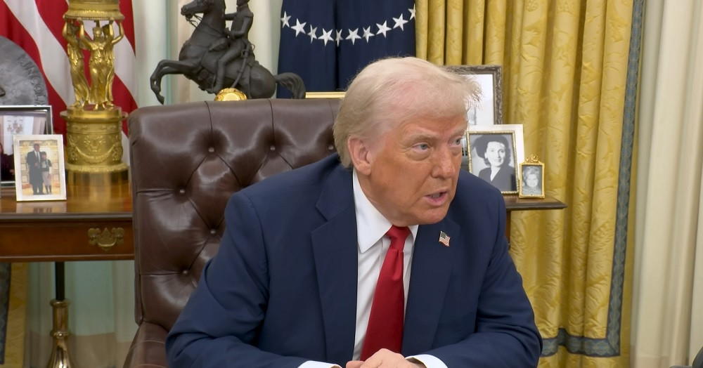 You are currently viewing Ông Trump để ngỏ khả năng Mỹ can thiệp vào xung đột Iran