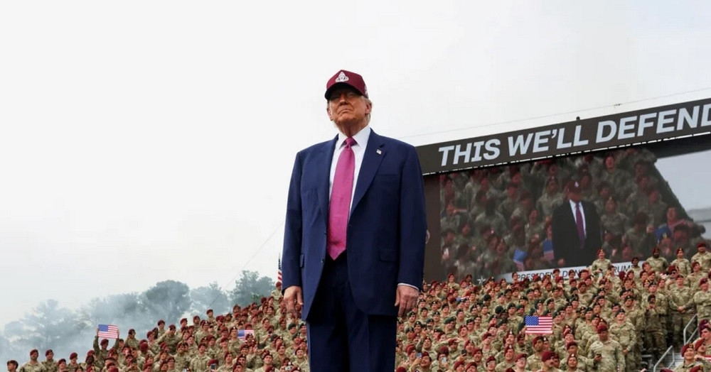 Read more about the article Ông Trump tố “ai đó giật dây” bạo loạn, Los Angeles cho áp lệnh giới nghiêm