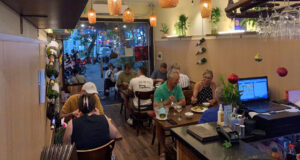 Read more about the article Quán vịt ở Hà Nội bất ngờ bị loại khỏi Michelin Guide dù khách xếp hàng đông kín