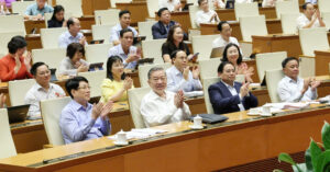 Read more about the article Quốc hội chính thức thông qua sửa Hiến pháp lịch sử