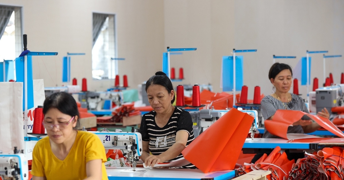 Read more about the article Quốc hội thông qua Luật Việc làm sửa đổi, mở rộng đối tượng bảo hiểm thất nghiệp