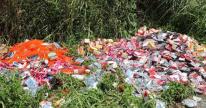 Read more about the article Sốc với lượng lớn thuốc tây, thực phẩm chức năng vứt đầy vùng ven TPHCM