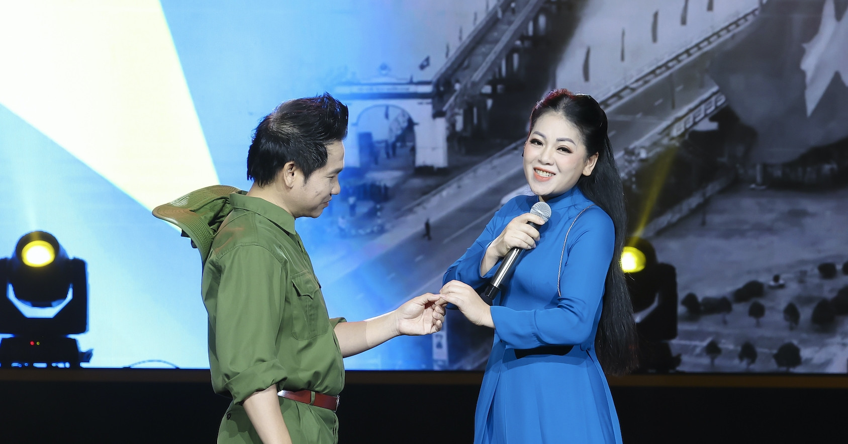 Read more about the article Sức hút của Trọng Tấn