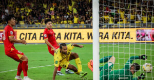 Read more about the article Thắng Việt Nam 4-0, báo Malaysia khen sao nhập tịch