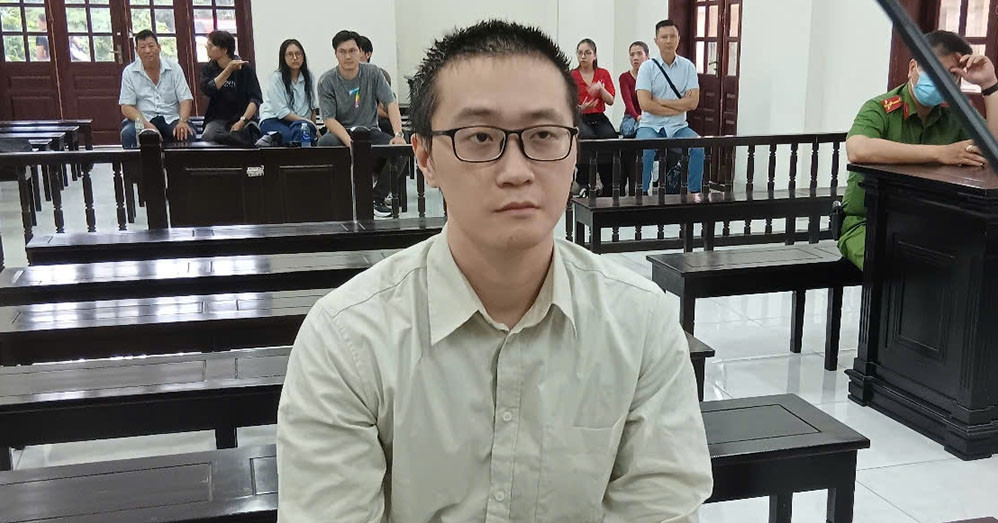 Read more about the article Thanh niên quê Hà Nội đánh gục bạn gái giữa quán cà phê lĩnh 3 năm tù