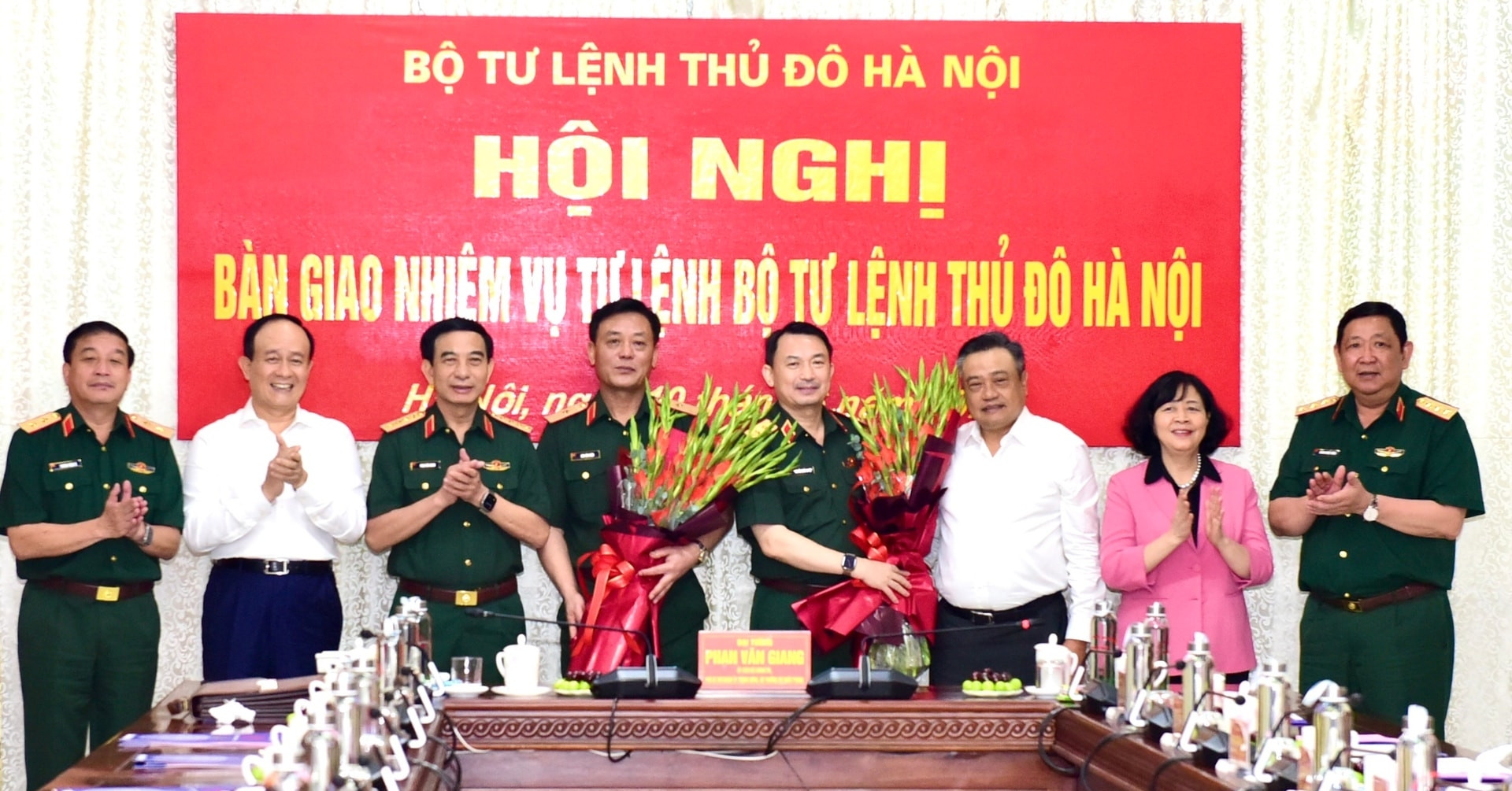 You are currently viewing Thiếu tướng Đào Văn Nhận đảm nhiệm nhiệm vụ Tư lệnh Bộ Tư lệnh Thủ đô Hà Nội