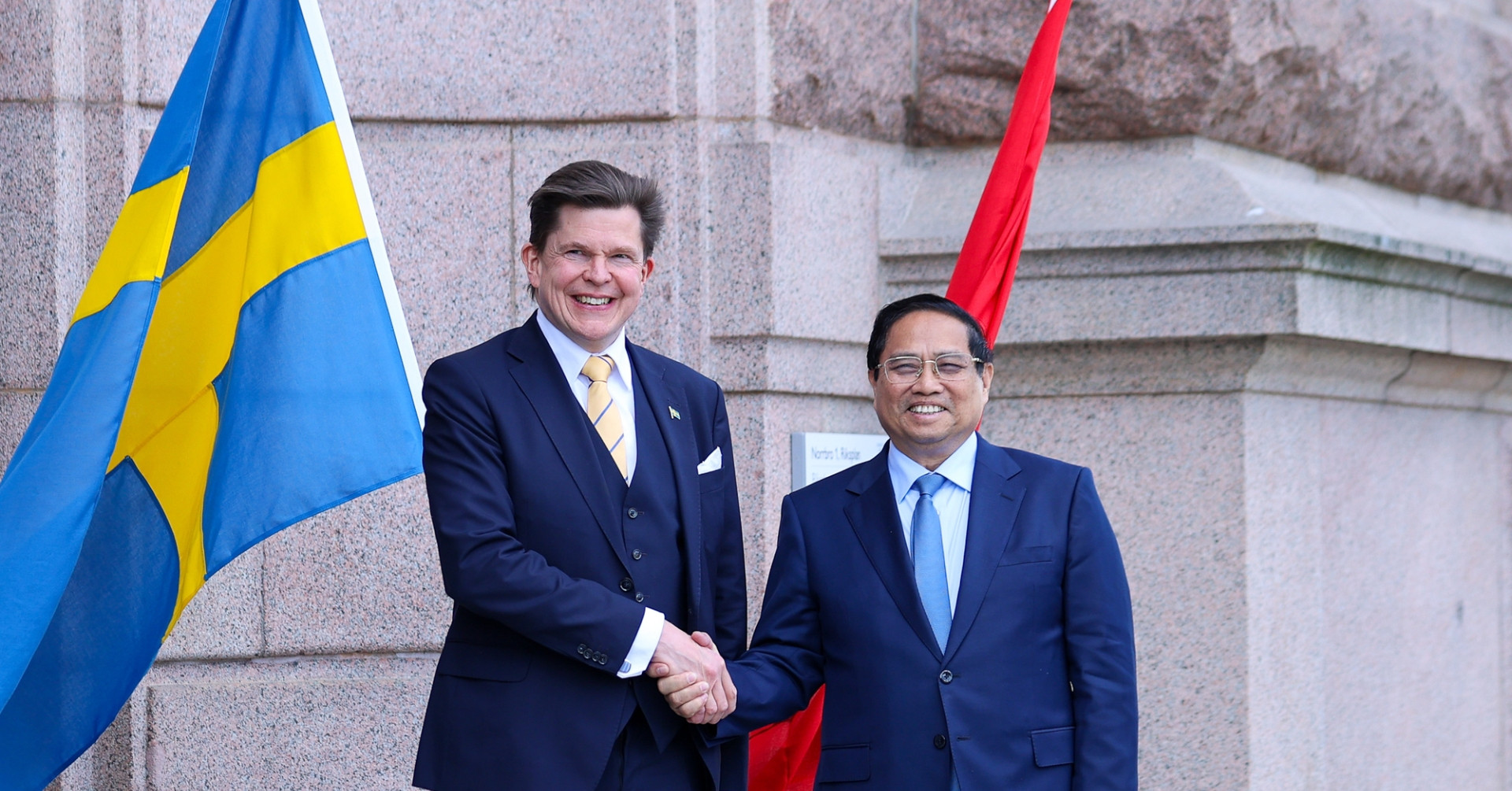 You are currently viewing Thụy Điển sẵn sàng hỗ trợ giúp Việt Nam trở thành nước phát triển, thu nhập cao