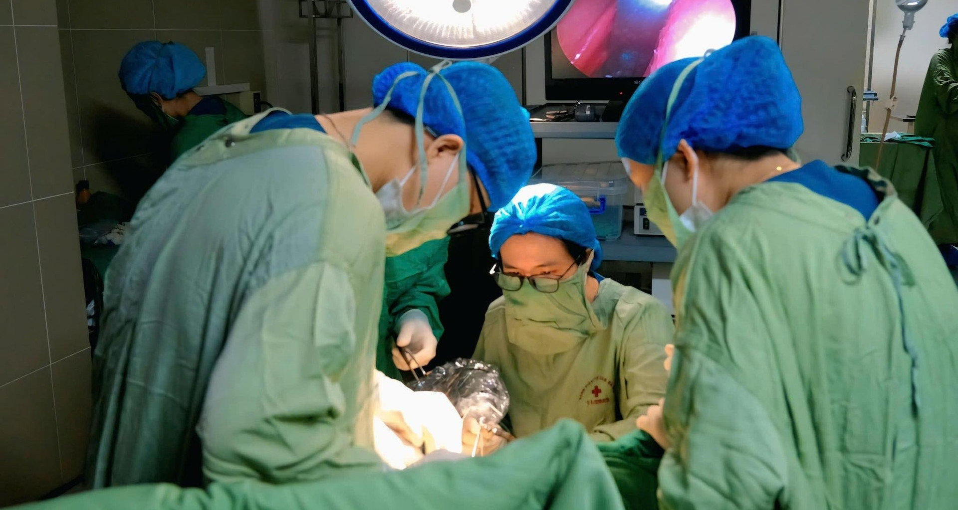 Read more about the article ‘Vật thể lạ’ trong vùng kín khiến bé gái có mùi khó chịu suốt gần 1 năm