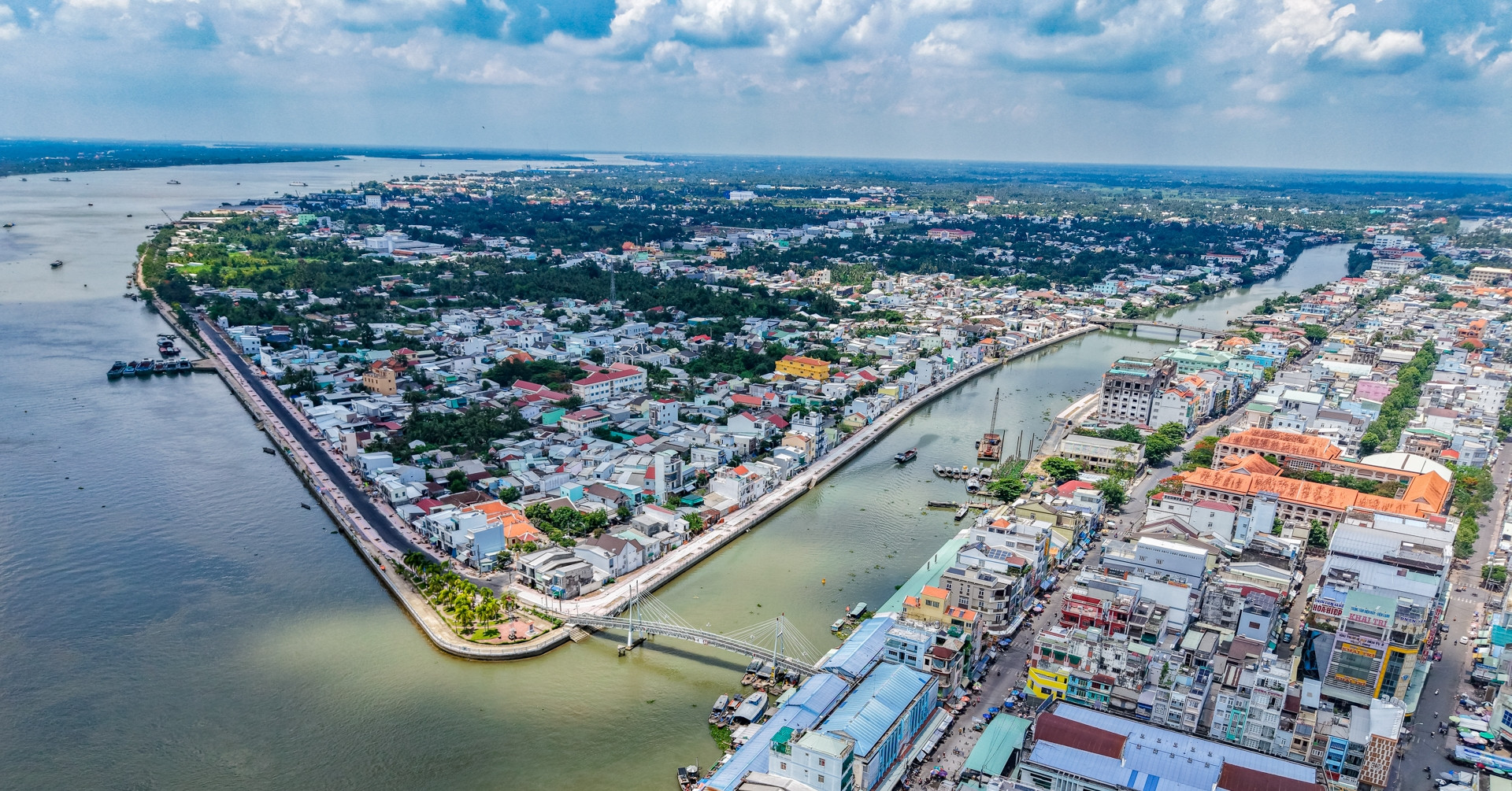 You are currently viewing Toàn cảnh tỉnh Vĩnh Long trước khi sáp nhập, thêm bờ biển dài 130km