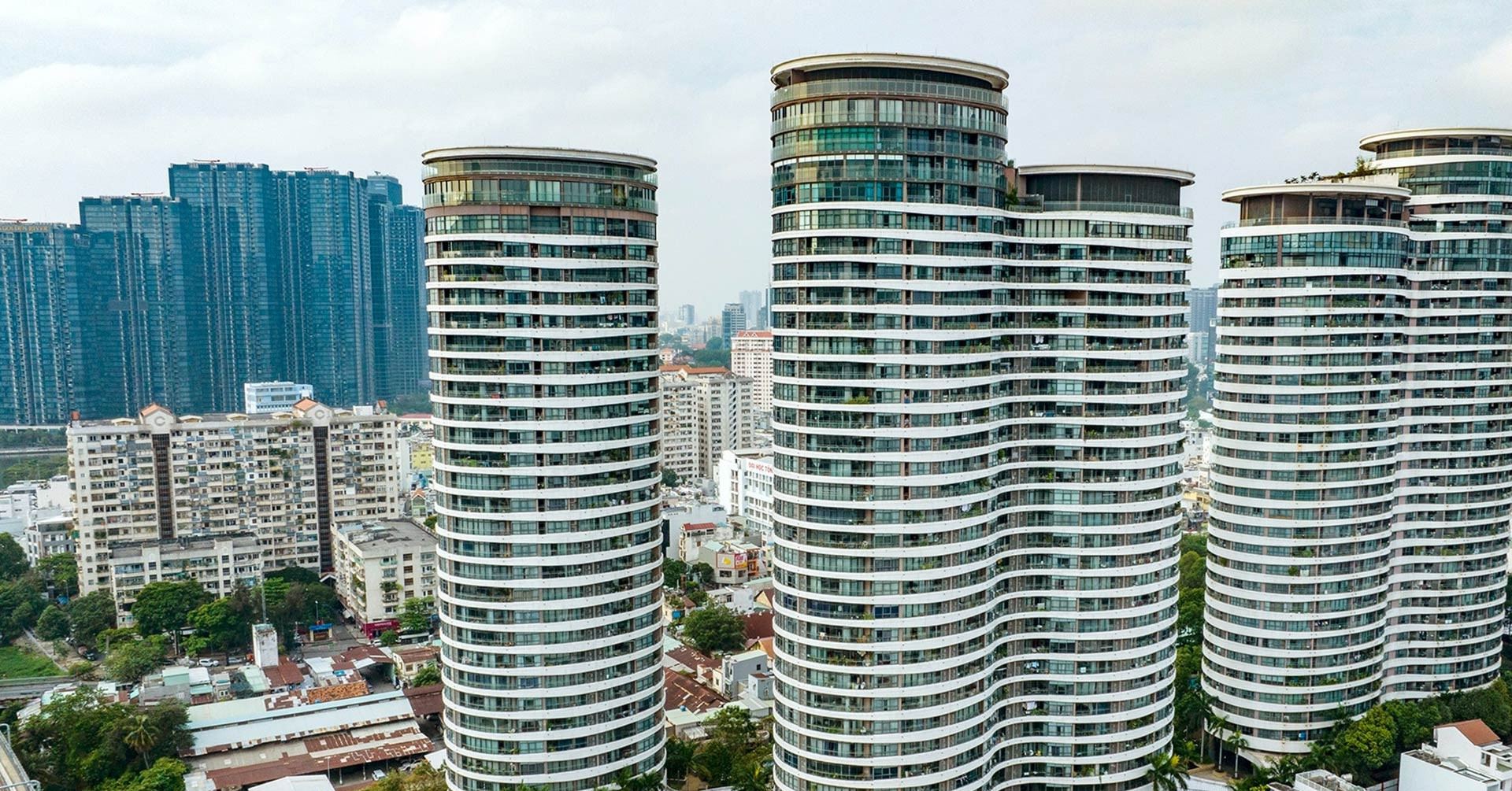 Read more about the article TPHCM tạm ngừng hợp pháp hóa mô hình Airbnb ít nhất đến năm 2027