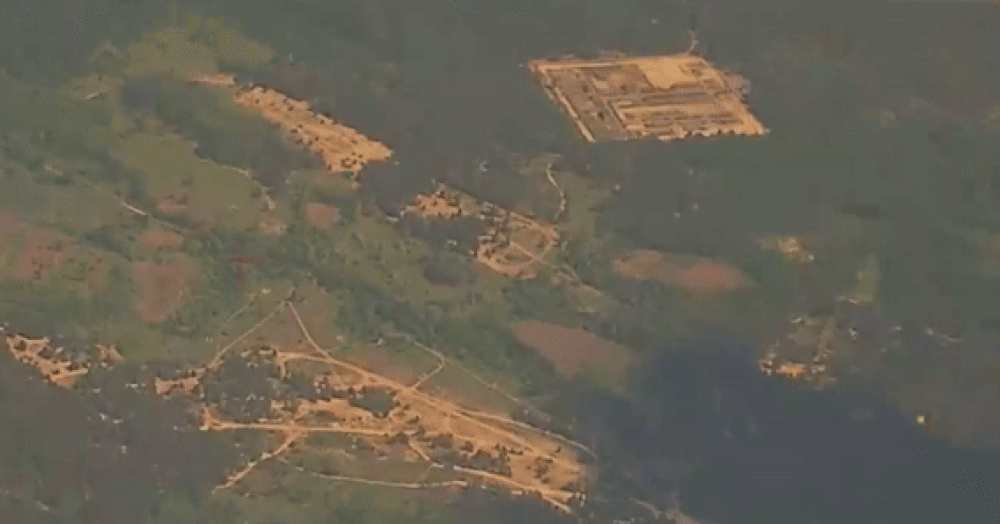 You are currently viewing Trại lính Ukraine bị tấn công, ông Zelensky muốn Mỹ áp thêm trừng phạt Nga