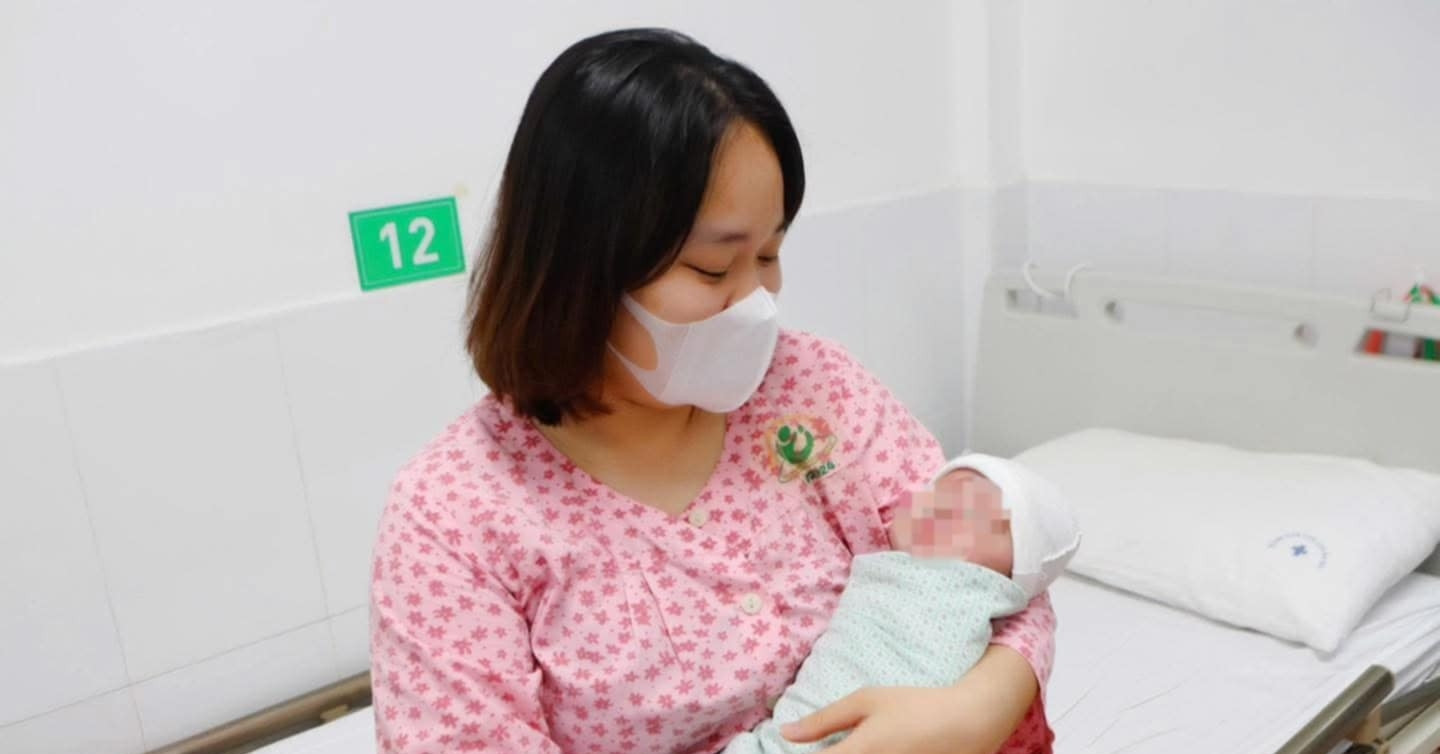 You are currently viewing ‘Trận chiến’ 99 ngày giành sự sống cho bé sơ sinh 600g, nhỏ xíu bằng gang tay