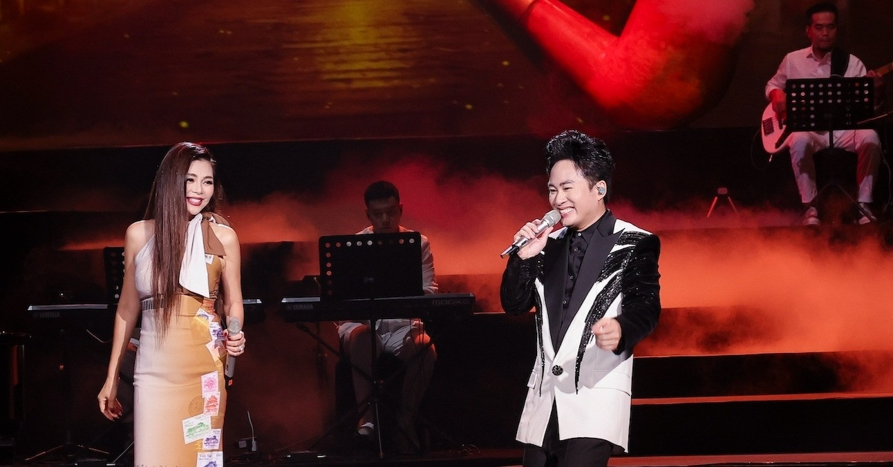 You are currently viewing Tùng Dương, Ngọc Anh khiến khán giả xúc động khi hát nhạc Phú Quang