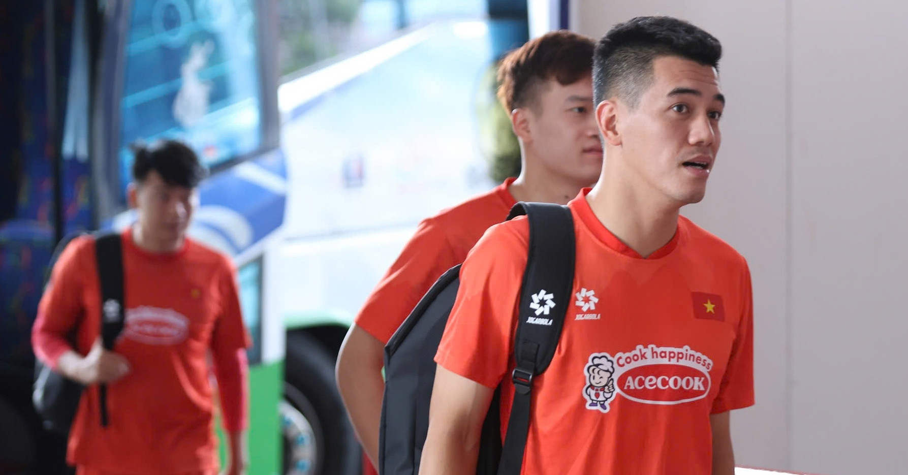 You are currently viewing Tuyển Việt Nam làm điều bất ngờ trước trận quyết đấu Malaysia