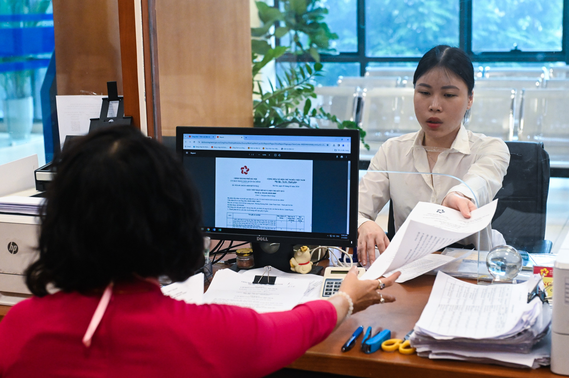 Read more about the article Chọn công chức cấp xã và chuyện bằng thạc sĩ, tiến sĩ