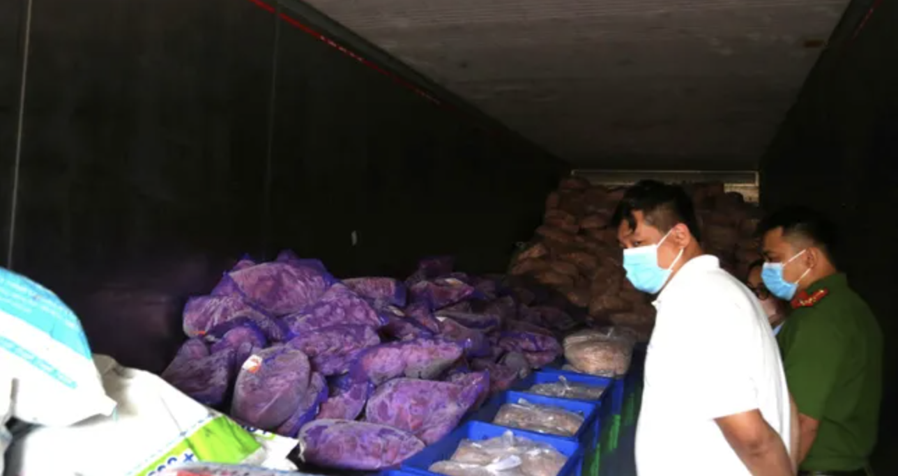 You are currently viewing Vạch mặt những chiêu ngụy trang tinh vi của thực phẩm bẩn